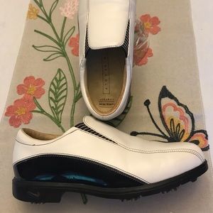 Nike Golf shoes. Size 7 m
